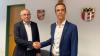 Der 2. Bürgermeister Anton Jeckle, hier mit dem Ursberger 1. Bürgermeister Peter Walburger (rechts) wurde in seinem Amt wieder bestätigt. 
