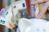 Bei der gestiegenen Inflation verlieren viele Sparer unter dem Strich Geld.