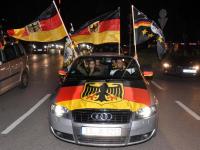 Zur Fußball-WM könnte es in vielen Städten wieder Autokorsos geben.