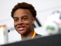 Der Anruf des Bundestrainer ereilte Assan Ouedraogo beim Chillen auf der Urlaubs-Liege.