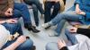 Soziale Dynamiken entstehen oft automatisch. Deshalb kann die Psychotherapie in der Gruppe auch Herausforderungen mit sich bringen.