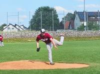 Moskito-Pitcher Robin Thum beim Wurf.