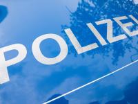 In Buttenwiesen hat sich auf einem Bauernhof ein Unfall ereignet.