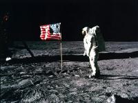 Was konnte seine Ober- und Unterbekleidung damals? Apollo 11-Astronaut Edwin „Buzz“ Aldrin bei der ersten Mondlandung 1969.