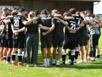 Zusammenhalten will der TSV Schwabmünchen nach dem Meistetitel nun auch in der Bayernliga. Am Montag beginnt die Vorbereitung.