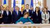 Auf diesem vom Büro der Präsidentin von Moldau veröffentlichten Bild unterzeichnet die Präsidentin von Moldau, Maia Sandu, das Dekret über die Aufnahme von EU-Beitrittsverhandlungen mit Moldau.