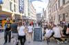 Reportage: Tausende Leute strömen zum Theaterviertelfest