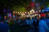 Gerade am Samstag verwandelten unzählige Besucher den Hofgarten in eine Partymeile. Im Hintergrund wurde schwer geschuftet, um das möglich zu machen.