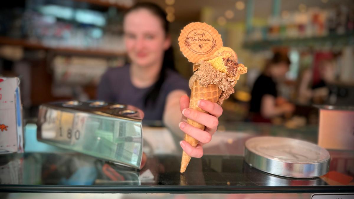 Wieder-zehn-Cent-mehr-oder-gleich-wie-im-Vorjahr-Das-kostet-die-Kugel-Eis-in-Neu-Ulm