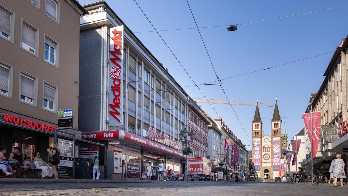 Warum-muss-Media-Markt-aus-der-W-rzburger-Domstra-e-ausziehen-Jetzt-u-ert-sich-erstmals-der-Eigent-mer