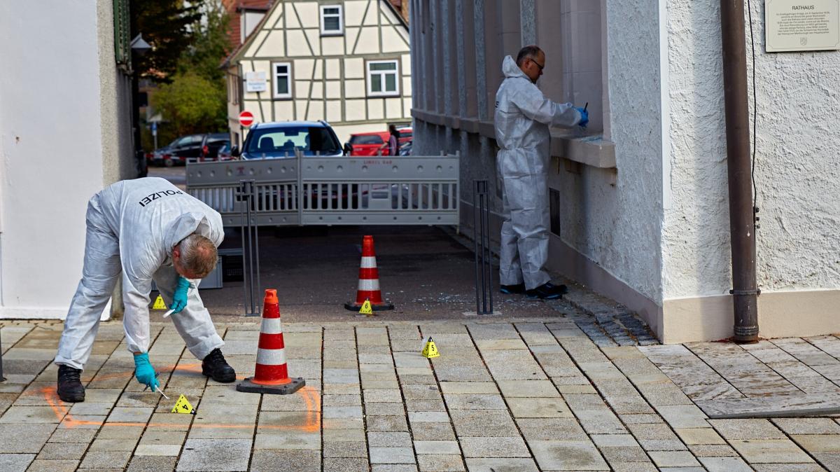 Gehalt-als-Kriminaloberkommissar-Wie-viel-verdient-man-bei-der-Kripo-
