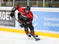 Schwer am Hals verletzt wurde Eishockeyspieler Marco Sternheimer.