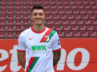 Cedric Zesiger verlässt den FC Augsburg nach etwa eineinhalb Jahren.