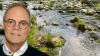 Der Wasserstand in der Wertach wird momentan als „sehr niedrig“ und im Lech als „niedrig“ eingestuft. Der Stadtwerke-Sprecher Jürgen Fergg bezeichnet Augsburgs Lage im Lechfeld als „eine sehr begnadete Position“ für die Wasserversorgung, die weiterhin stabil ist. Fotos: Olessja Schulz und swa