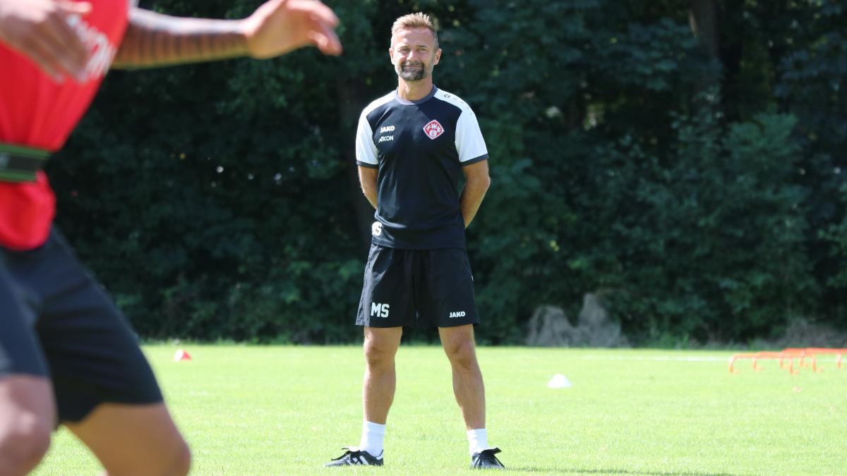 Michael-Schiele-ber-die-Ziele-die-Transfers-und-die-Taktik-der-W-rzburger-Kickers