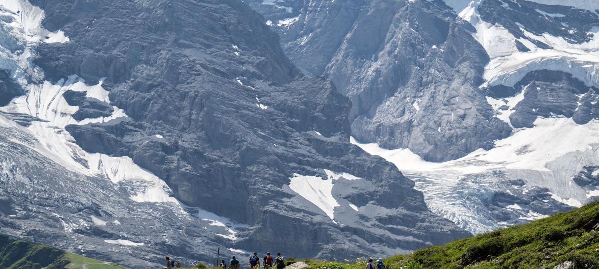 Außergewöhnliche Lage in den Alpen: Welche Gefahren drohen