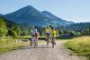 Schön, wenn die ganze Familie gemeinsam radelt, wie hier in Pfronten im Ostallgäu.