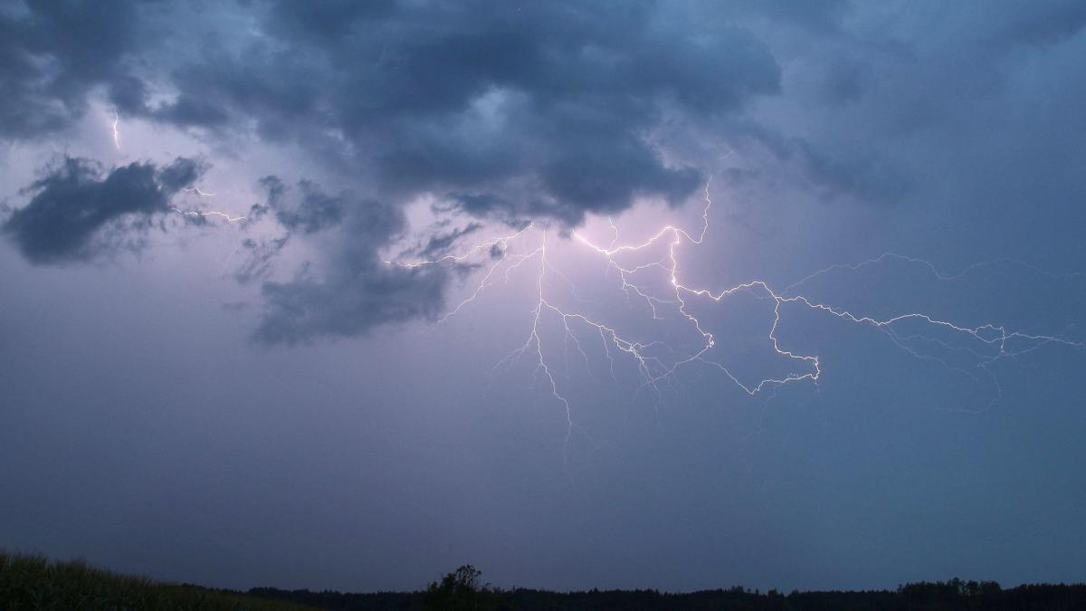 Lightning strikes in the Augsburg district could increase due to the ...