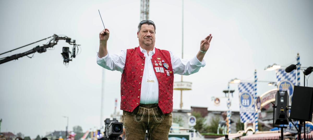Seit 43 Jahren jeden Tag auf dem Oktoberfest: Was macht die Faszination aus, Wiesnschurli?