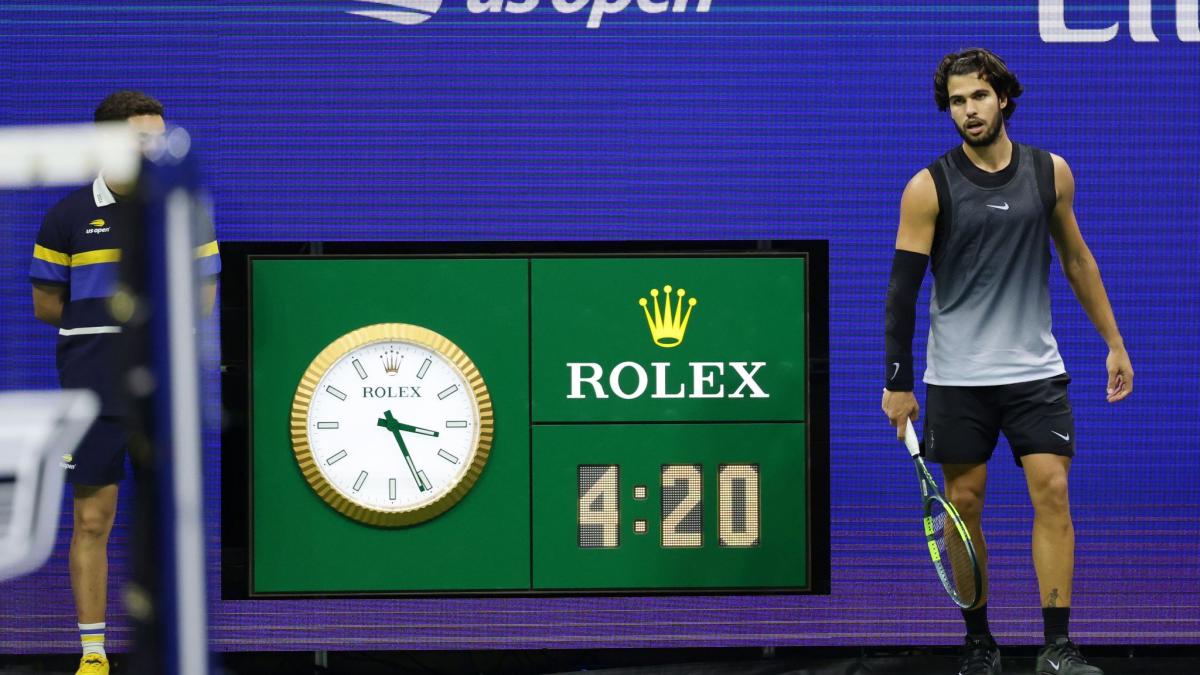 Photo: augsburger-allgemeine.de US Open: Ben Shelton Beats Carlos Alcaraz in Record-Breaking Late-Night Thriller