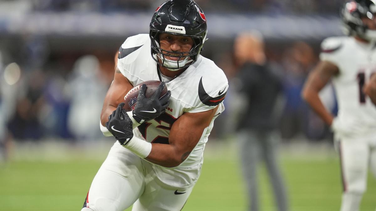 Jakob Johnson Joins RTL as NFL Expert But Not Yet Retiring