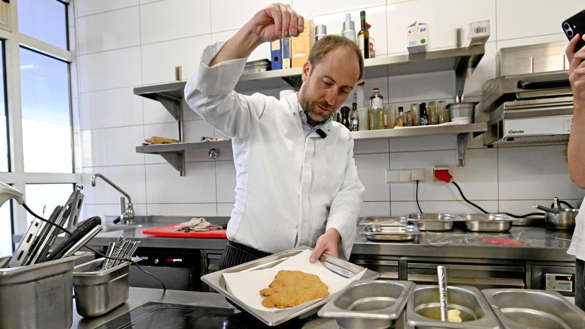 The best Wiener Schnitzel in all of Bavaria comes from Gersthofen: This is ...