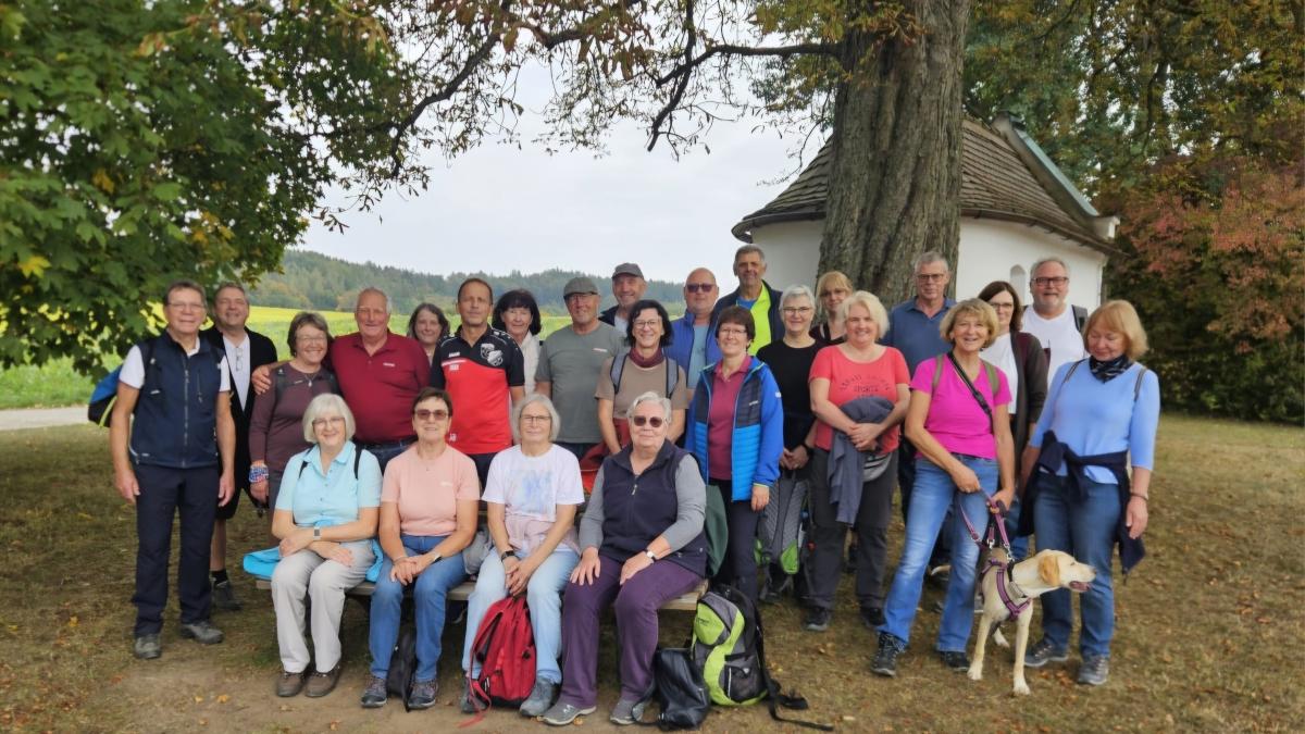 Mail. Tag Icon Bonstetten: Herbstwanderung TSV Unterthürheim am Tag der Deutschen Einheit