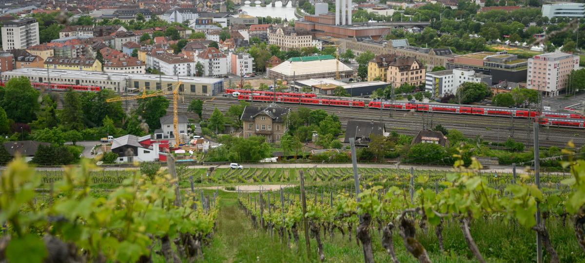 Führt Würzburg eine Zweitwohnsitzsteuer ein? Wie SPD und Volt damit gegen zu hohe Mieten vorgehen wollen