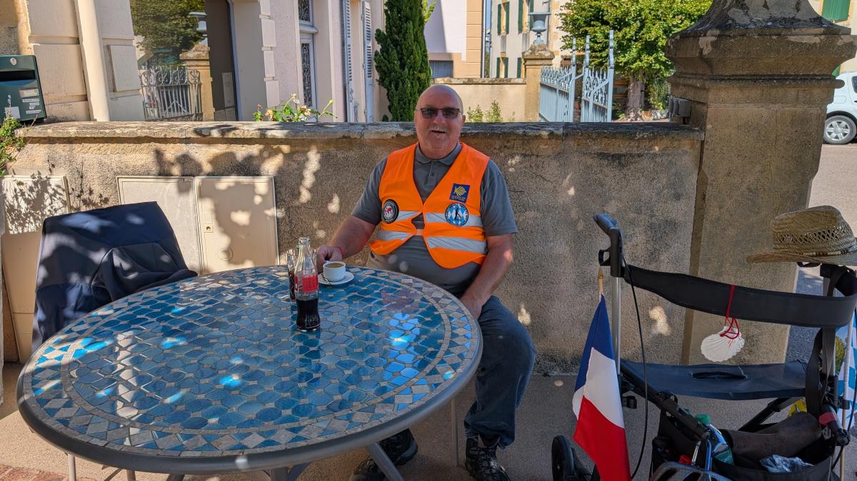 Mit dem Rollator auf dem Jakobsweg: Dieser Allgäuer lässt sich seine ...