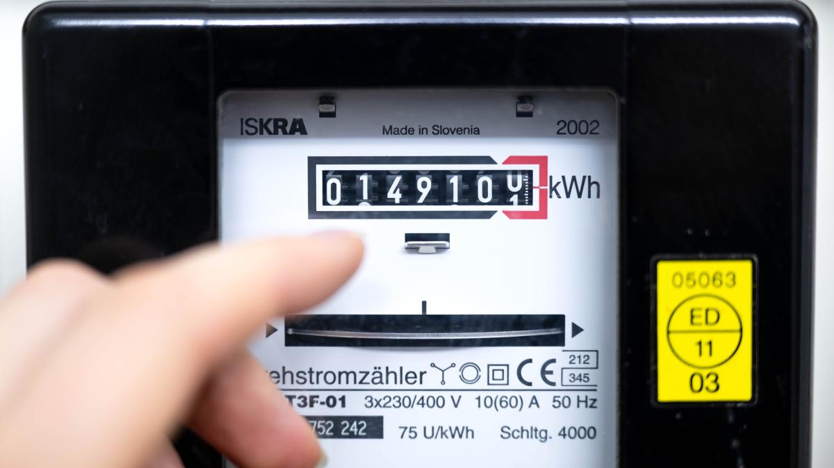 Strompreise aktuell: So viel zahlt man für einen Stromvertrag heute in ...