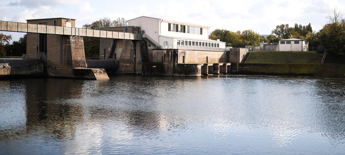 Wassermangel im Main: Stromerzeugung sinkt deutlich
