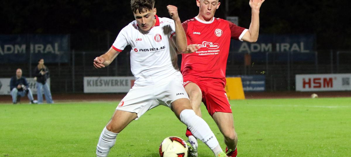 In einem verrückten Linzgau-Derby schlägt der SC Pfullendorf seinen Rivalen FC RW Salem mit 4:1. Mit Videos!