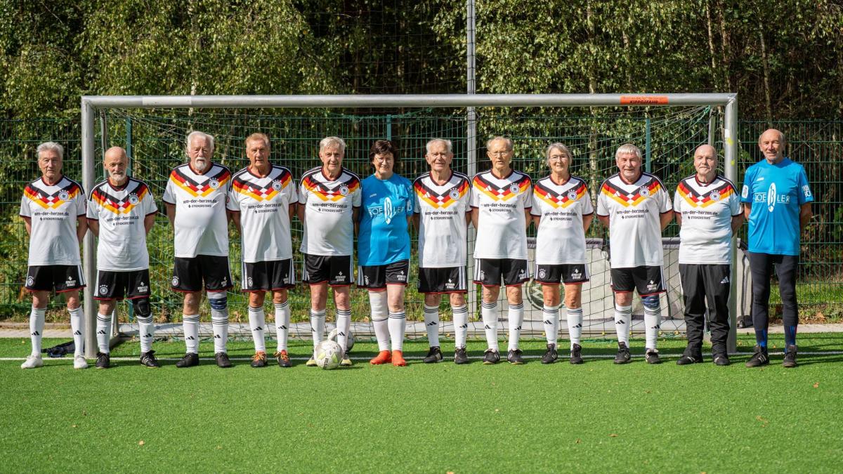Senior footballers from Germany are world champions: Over-80s team wins ...