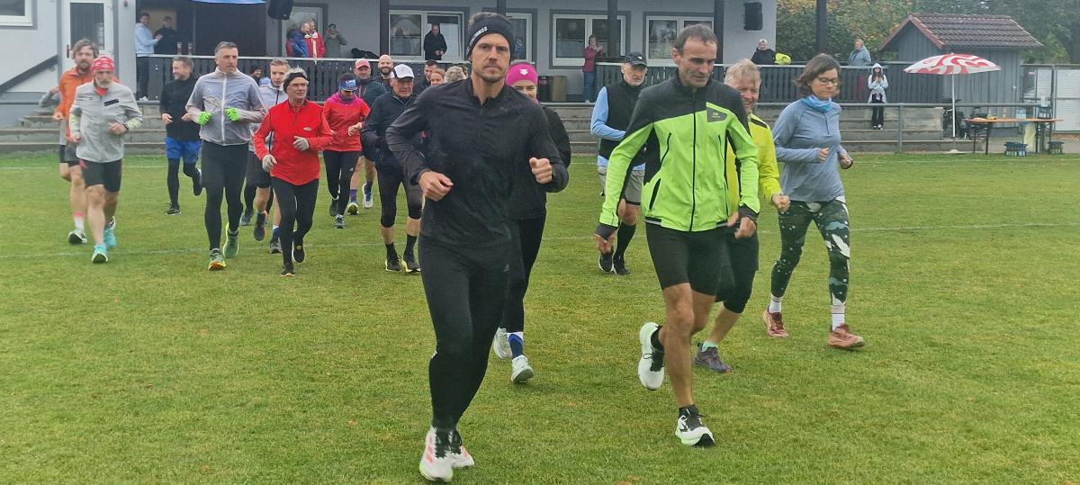 Rhön-Grabfeld-Cup: 170 Teilnehmende trotzen in Bad Königshofen Wind und Regenwetter