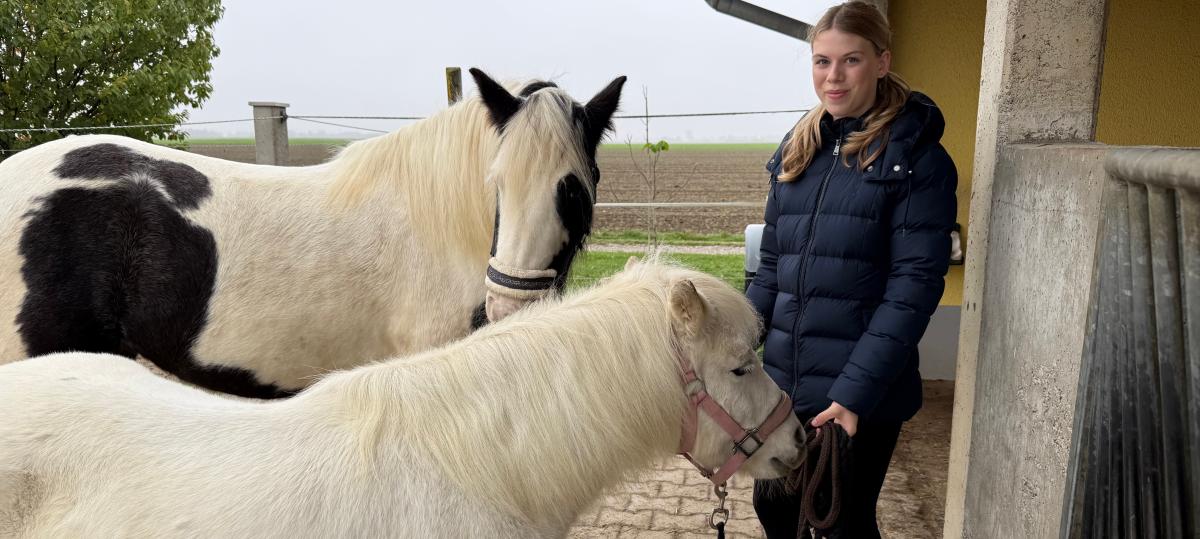 Tradition mit Herz: Warum eine 16-Jährige zum zwölften Mal am Leonhardiritt Großaitingen teilnimmt