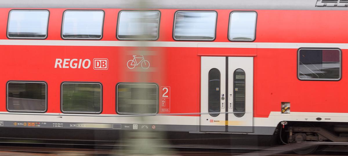 Zugbegleiterin in Bahn von Oberstdorf nach Ulm angegriffen