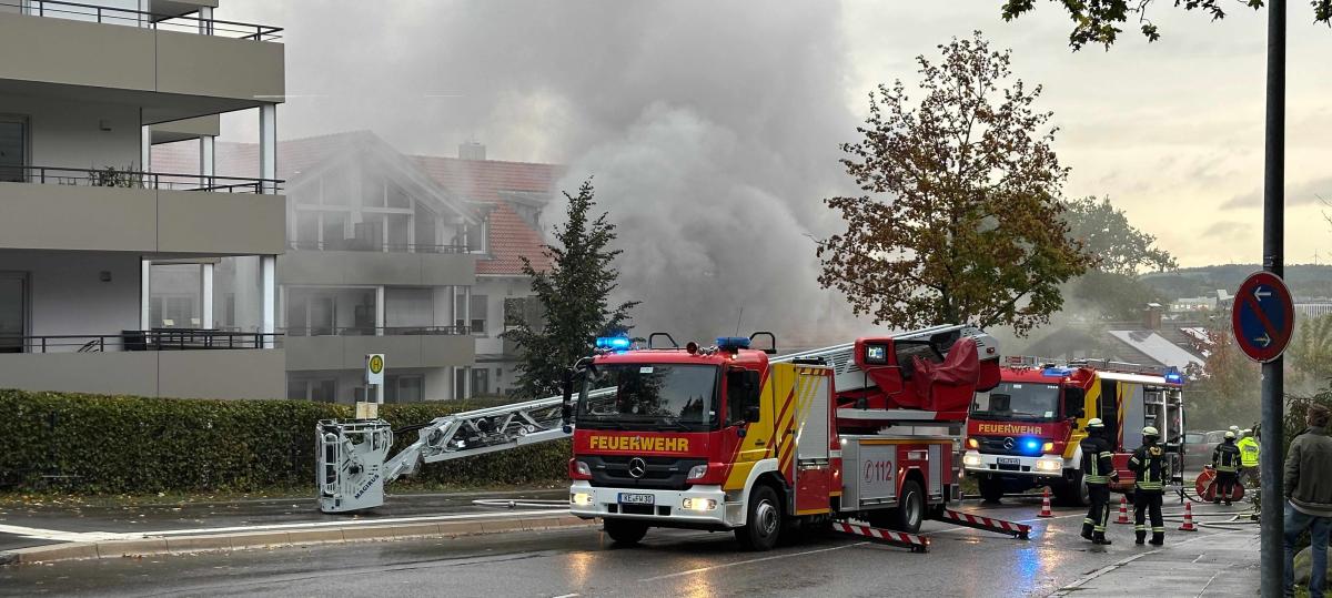 Brand in Tiefgarage in Kempten: 35 Bewohner evakuiert