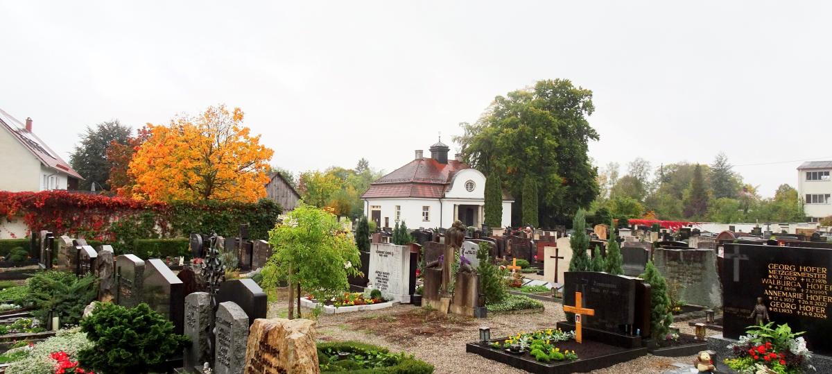 Weniger Grabstellen, mehr Bäume? Thannhausen sucht Kompromiss für den Kirchfriedhof