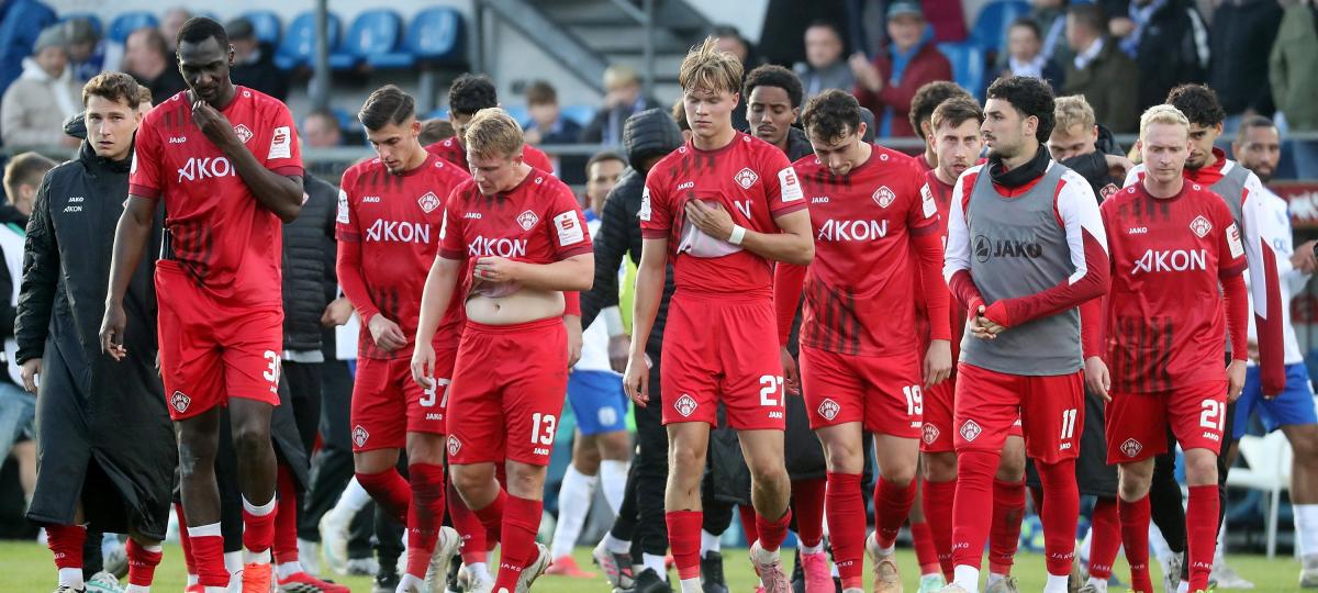 0:4 in Meppen: Trainer Schiele entschuldigt sich bei den Fans der Würzburger Kickers