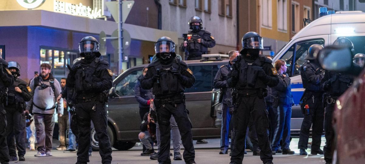 Jugendproteste in Bayern – Pyrotechnik und ein Verletzter in Nürnberg